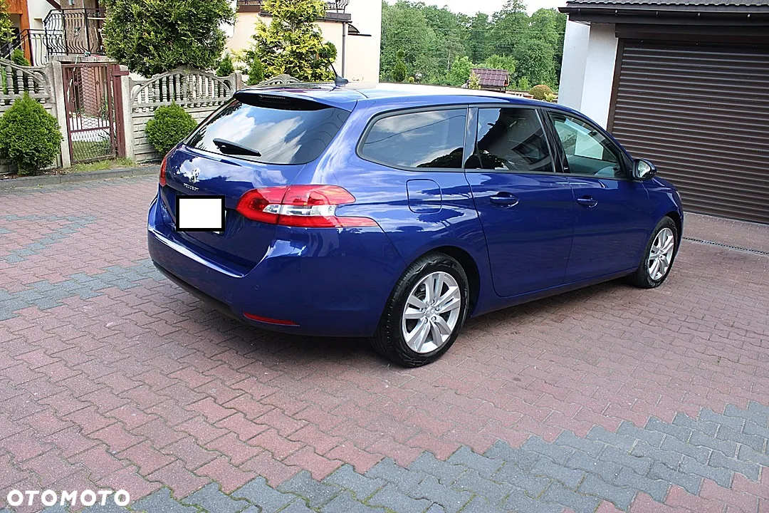 Peugeot 308 1.5 BlueHDi Allure S&S - 5