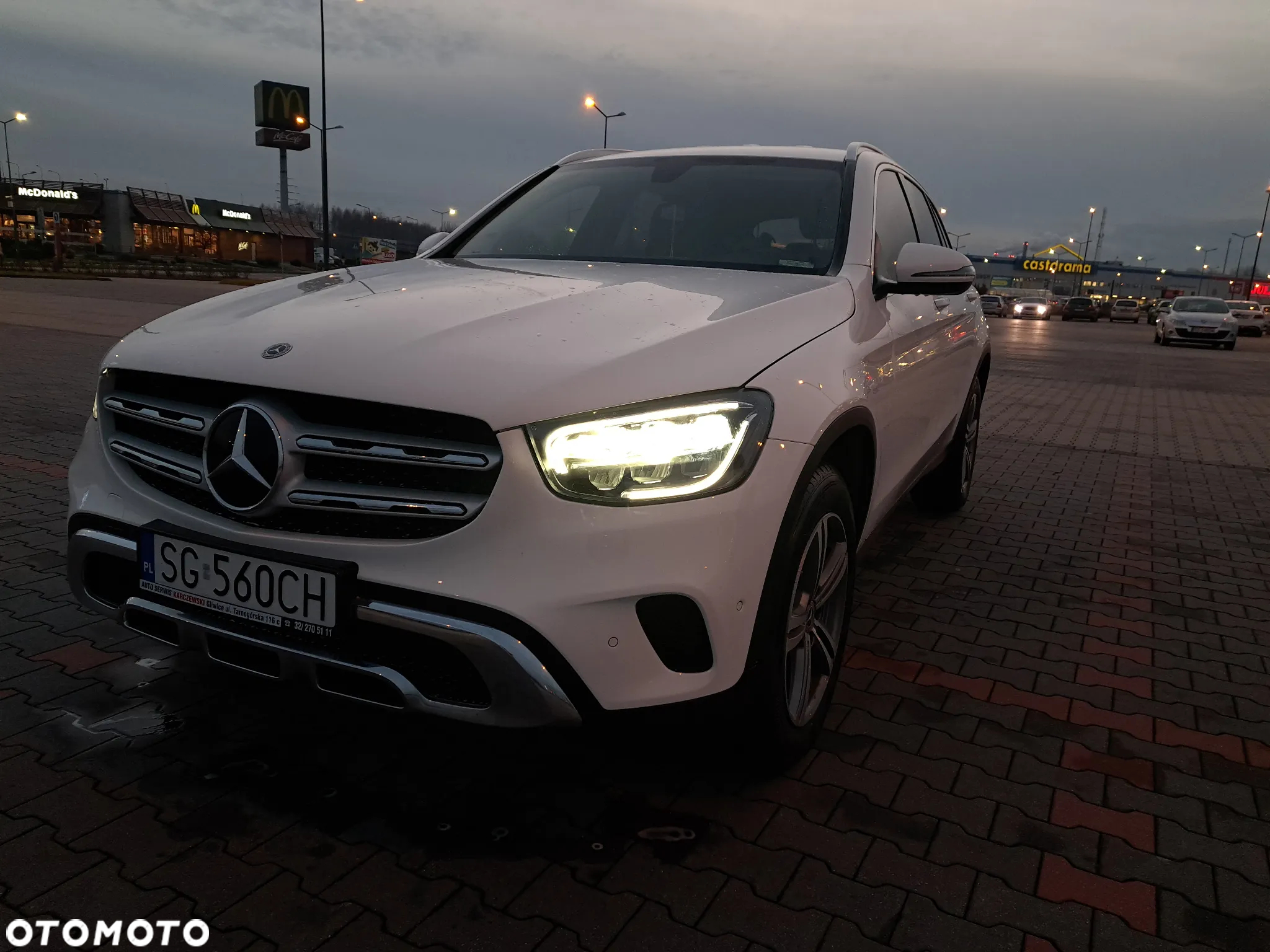 Mercedes-Benz GLC 300 4Matic 9G-TRONIC Exclusive - 8