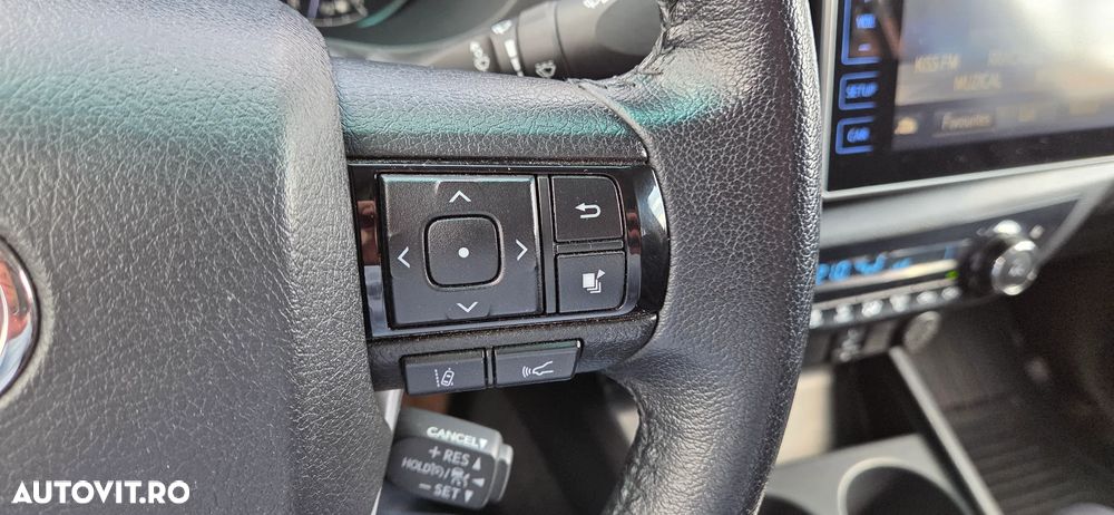 Toyota Hilux 4x4 Double Cab A/T Invincible - 27