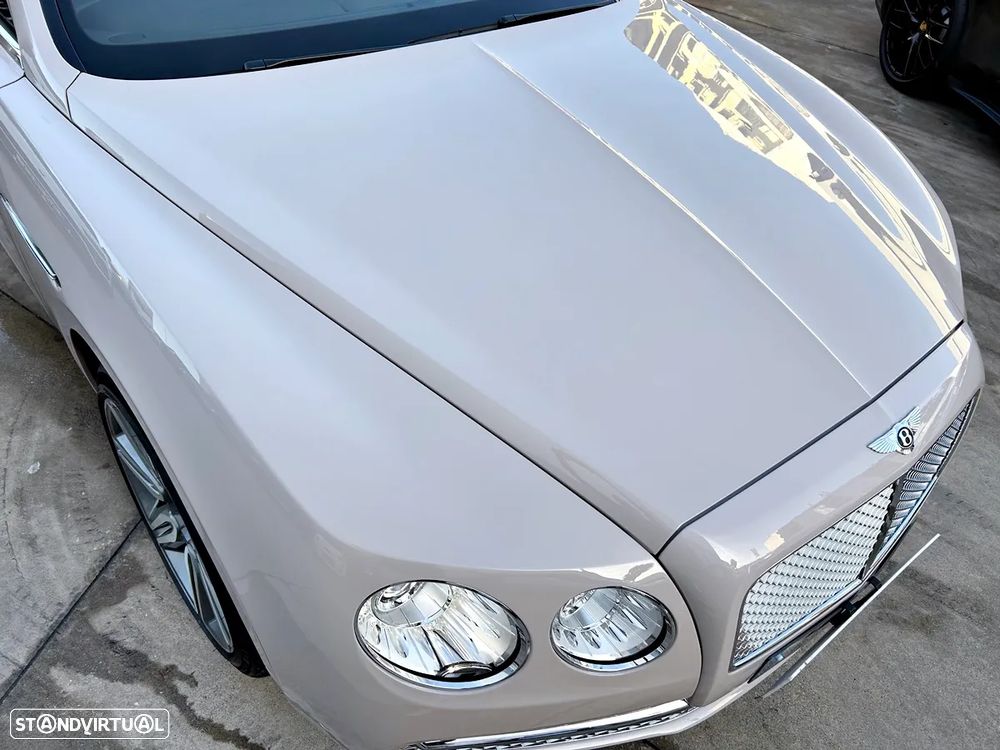 Bentley Continental Flying Spur - 42