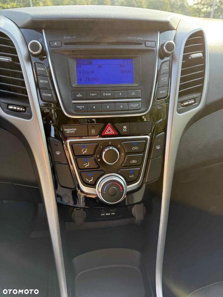 Hyundai i30 1.4 Trend - 17