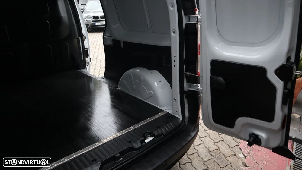 Renault Kangoo 1.5 dCi 95 Longa 3 lug - 8