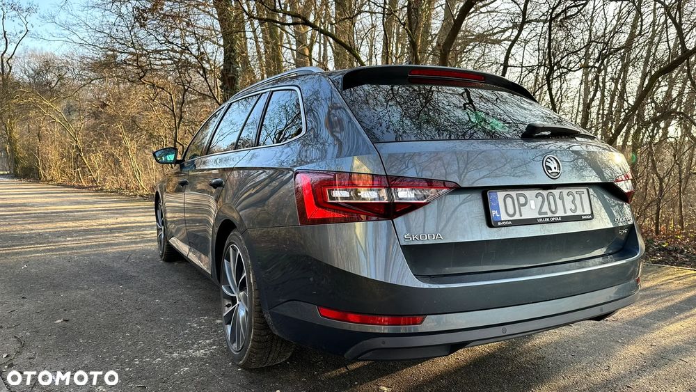 Skoda Superb 2.0 TDI SCR 4x4 L&K DSG - 6