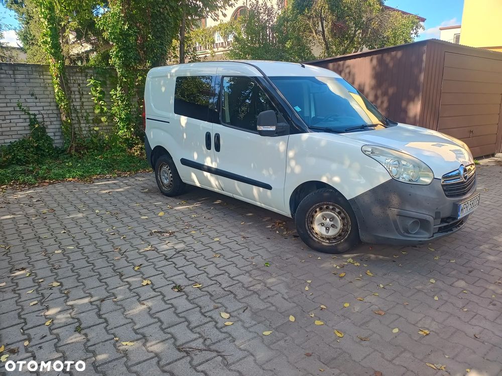 Opel Combo 2012 photo 2