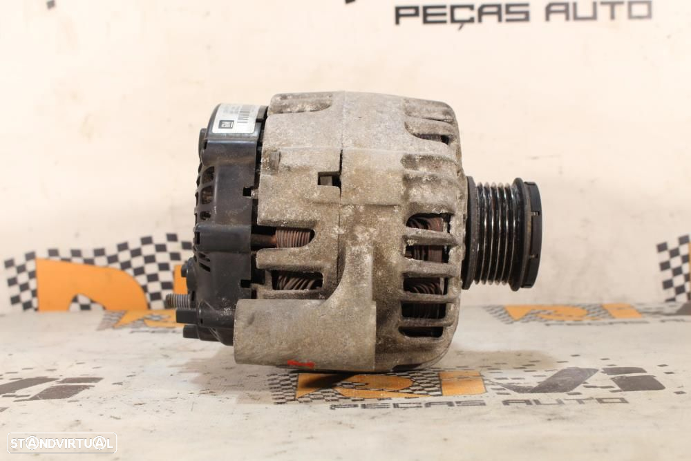 Alternador Opel Insignia A (G09)  13588306 / 2620359A / Tg12c173 - 9