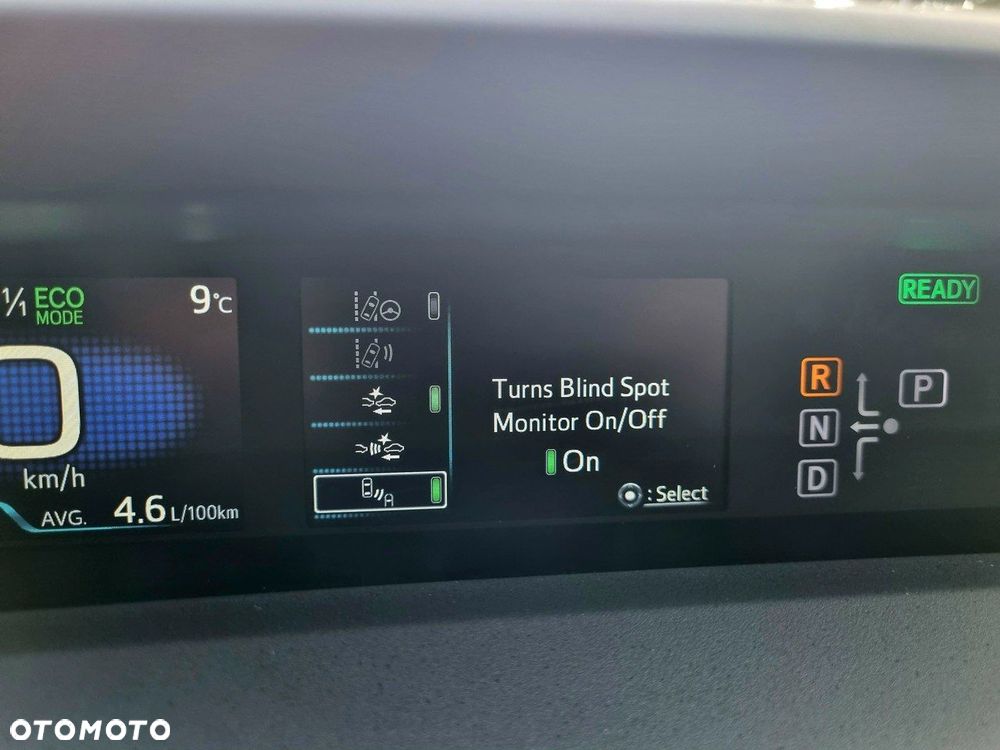 Toyota Prius 1.8 Hybrid Premium - 22