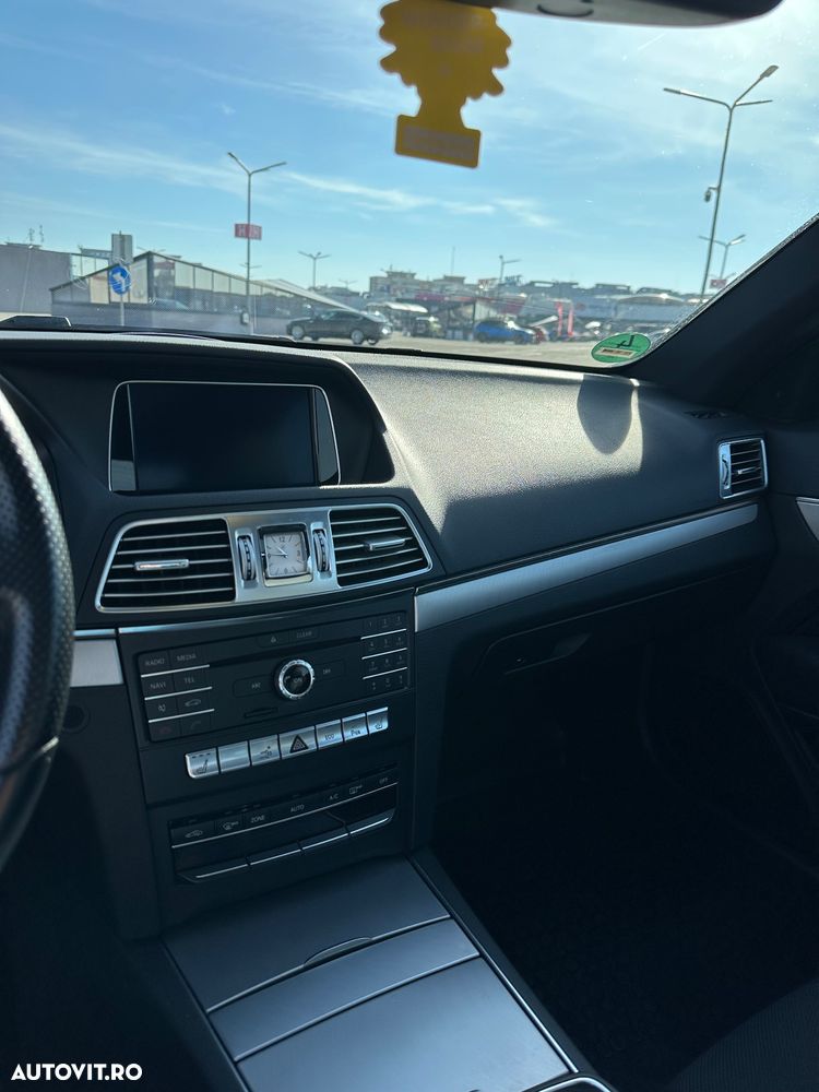 Mercedes-Benz E 200 7G-TRONIC - 16
