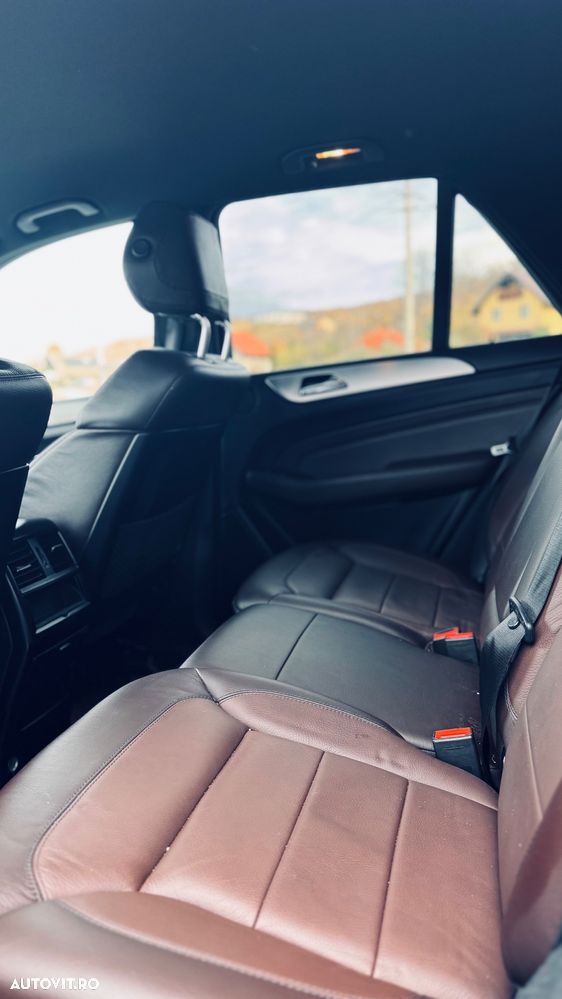 Mercedes-Benz ML 350 BlueTec 4MATIC Aut - 10