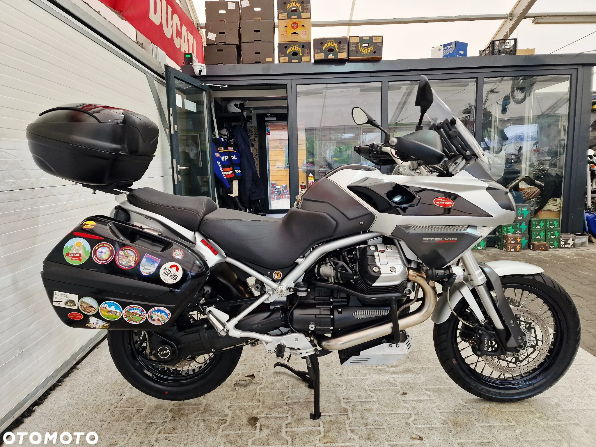 Moto Guzzi Stelvio - 19