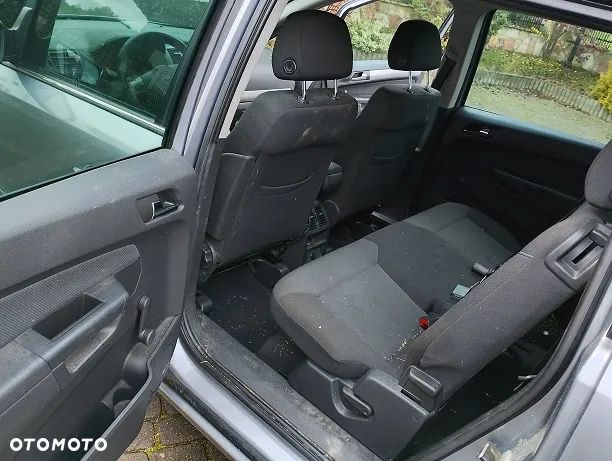 Opel Zafira 1.8 - 12