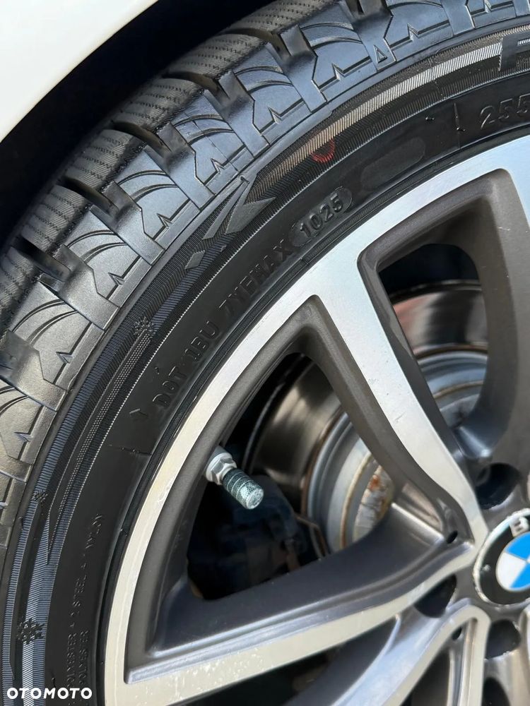 BMW Seria 3 320d Touring xDrive - 14