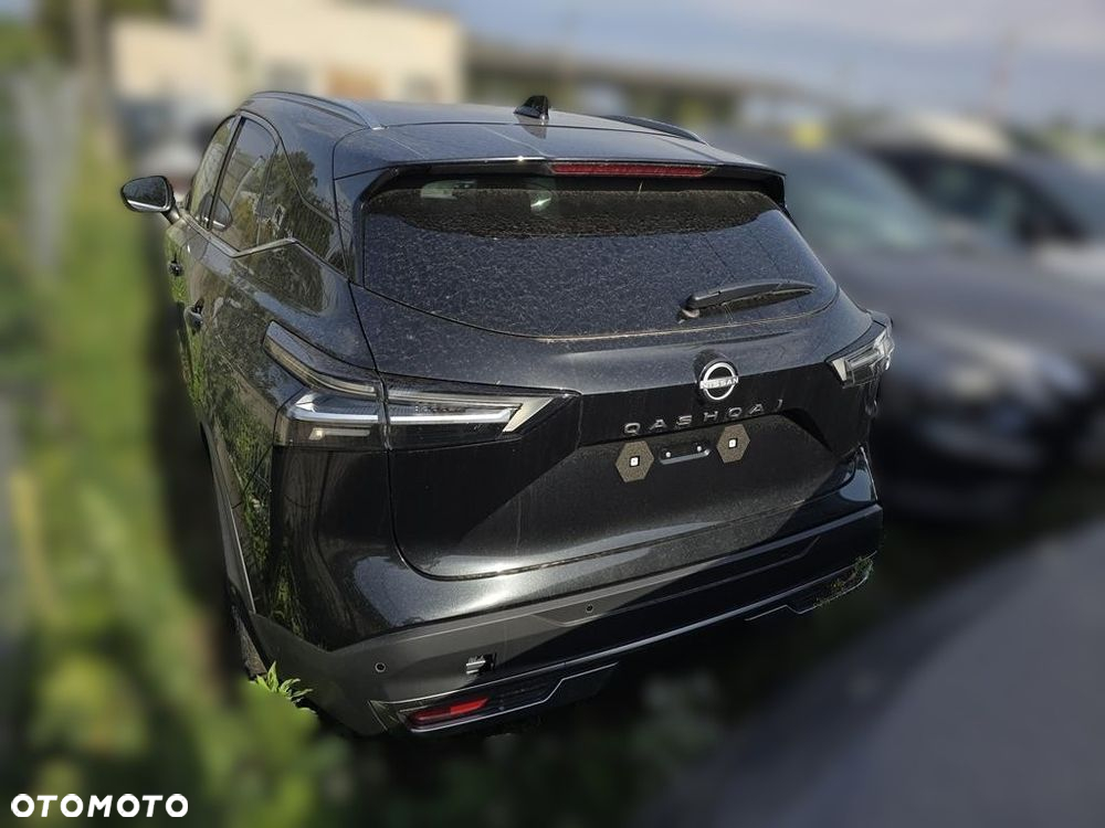 Nissan Qashqai 1.3 DIG-T mHEV N-Connecta Xtronic - 4