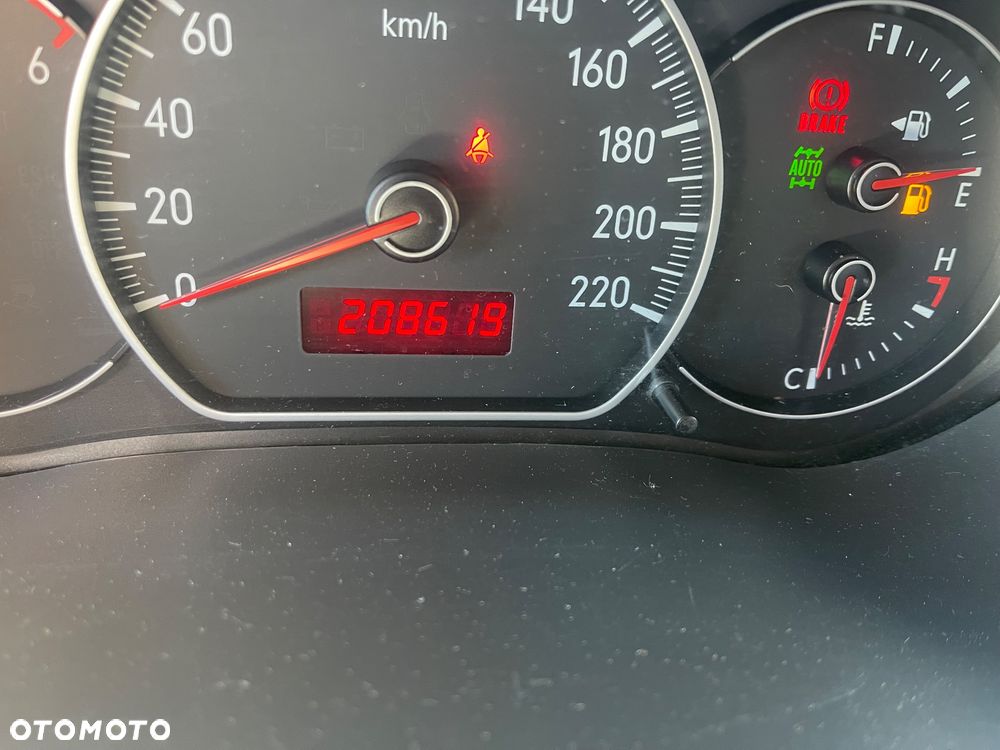 Suzuki SX4 1.9 DDiS DPF 4x4 Club - 8