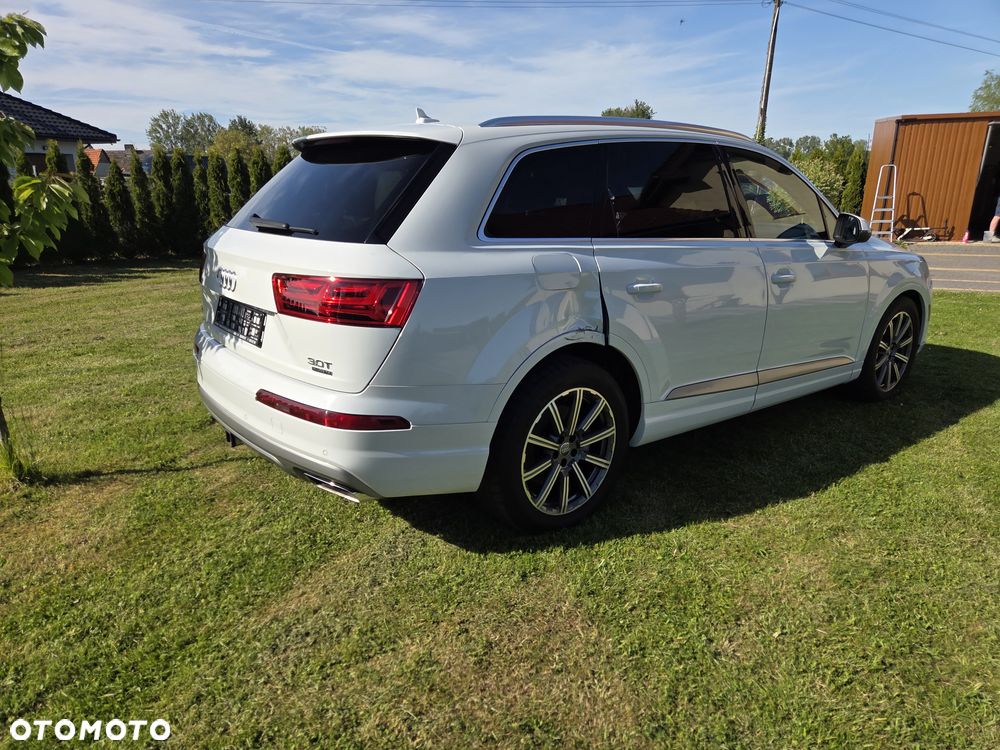 Audi Q7 3.0 TFSI Quattro Tiptronic - 8