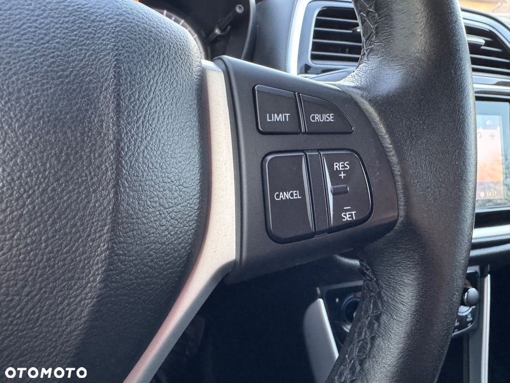 Suzuki SX4 S-Cross 1.0 T Premium - 34