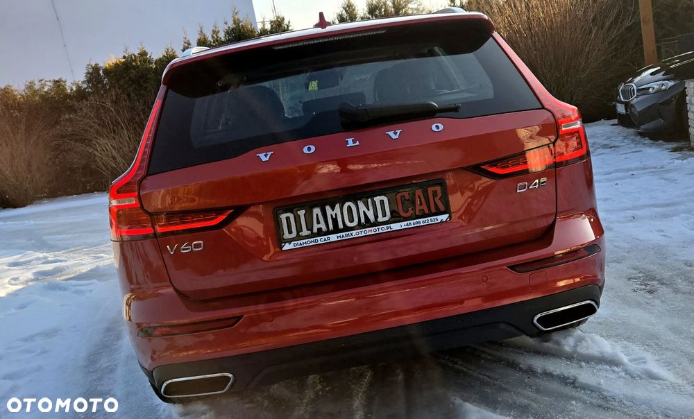 Volvo V60 Cross Country D4 AWD Geartronic Pro - 19