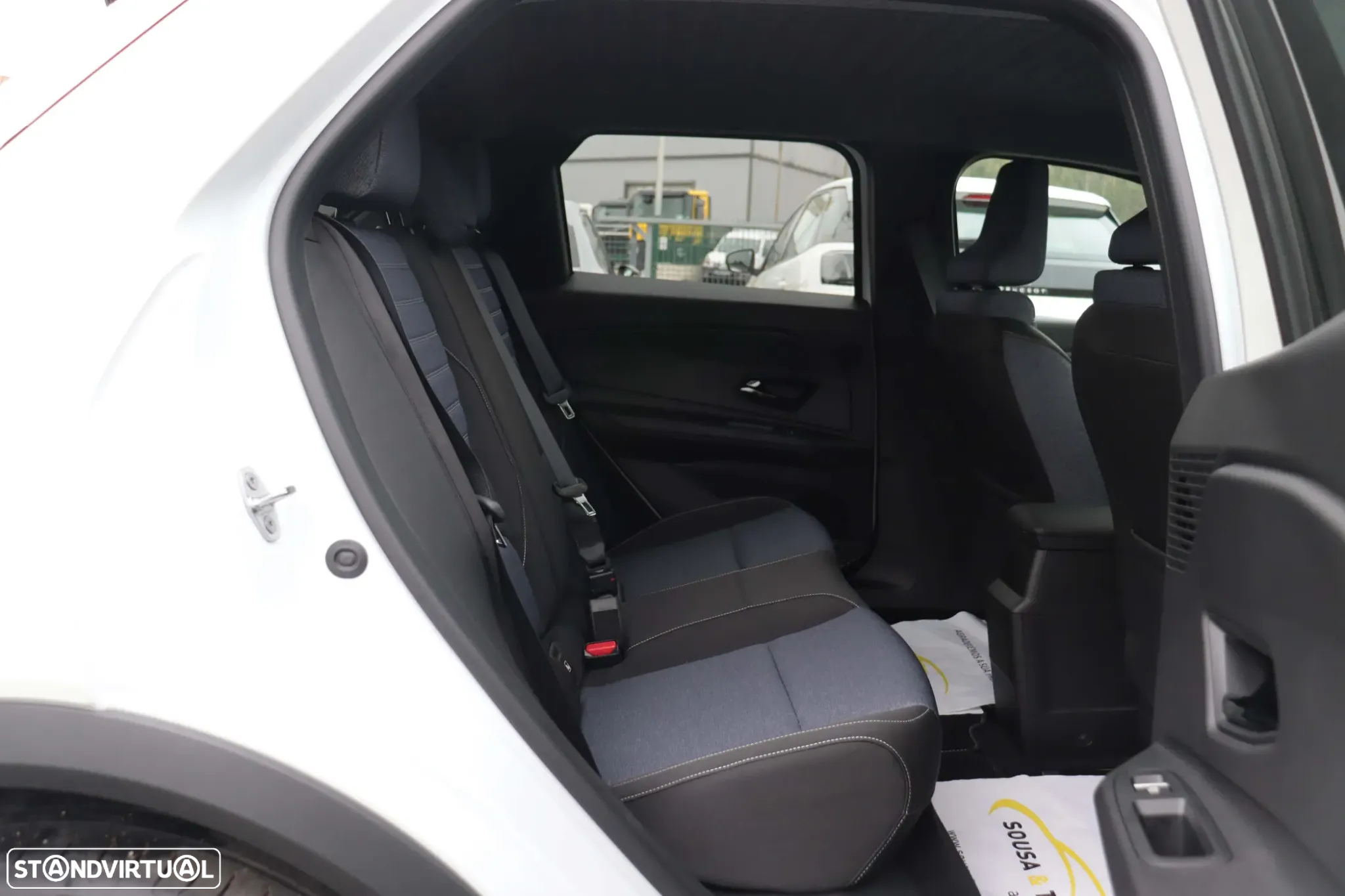 Renault 5 E-Tech 52 kWh Techno Autonomia Conforto - 15