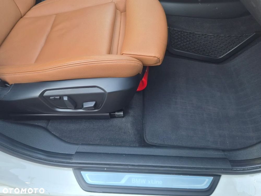 BMW X4 xDrive20i xLine - 25
