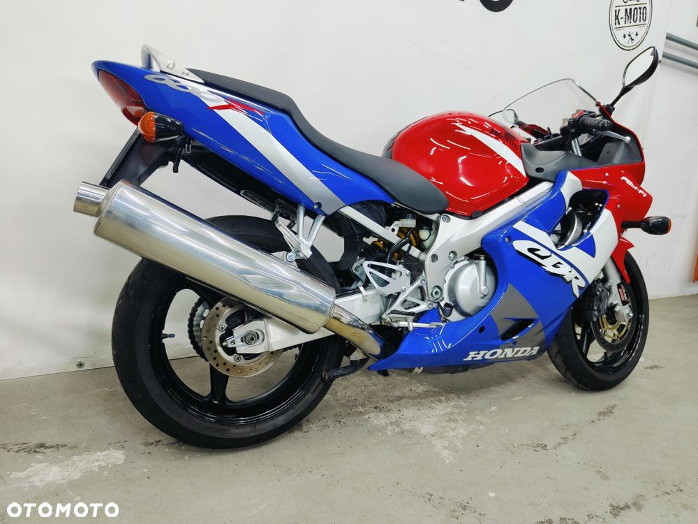 Honda CBR - 14