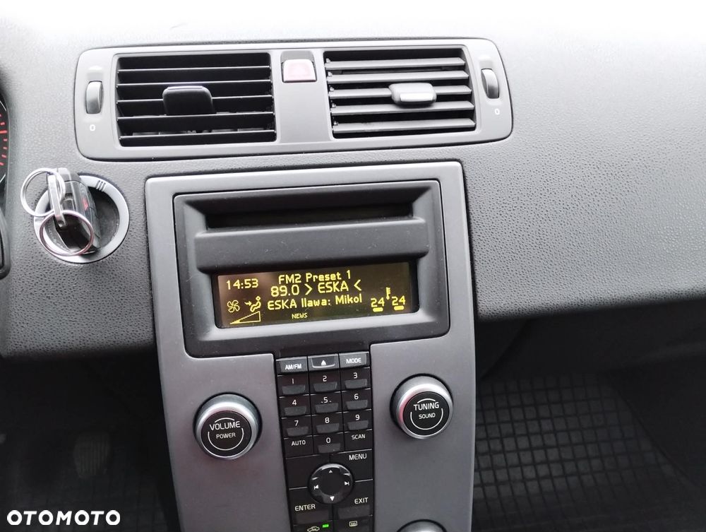 Volvo V50 1.6D DPF DRIVe - 32