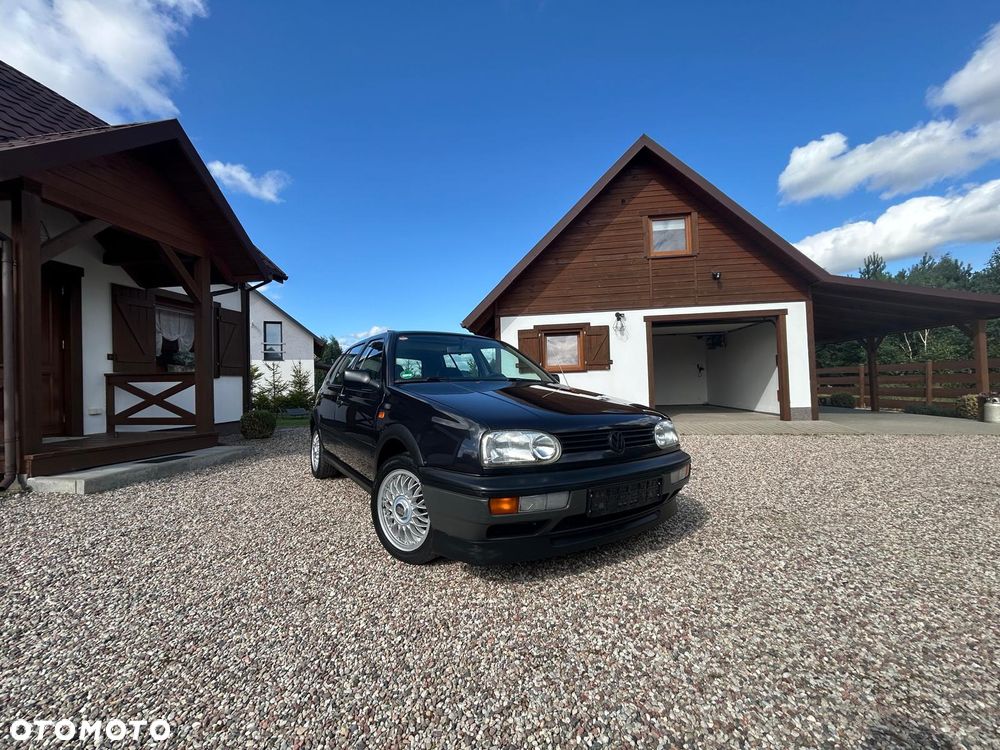 Volkswagen Golf 1.8 GT Special - 7
