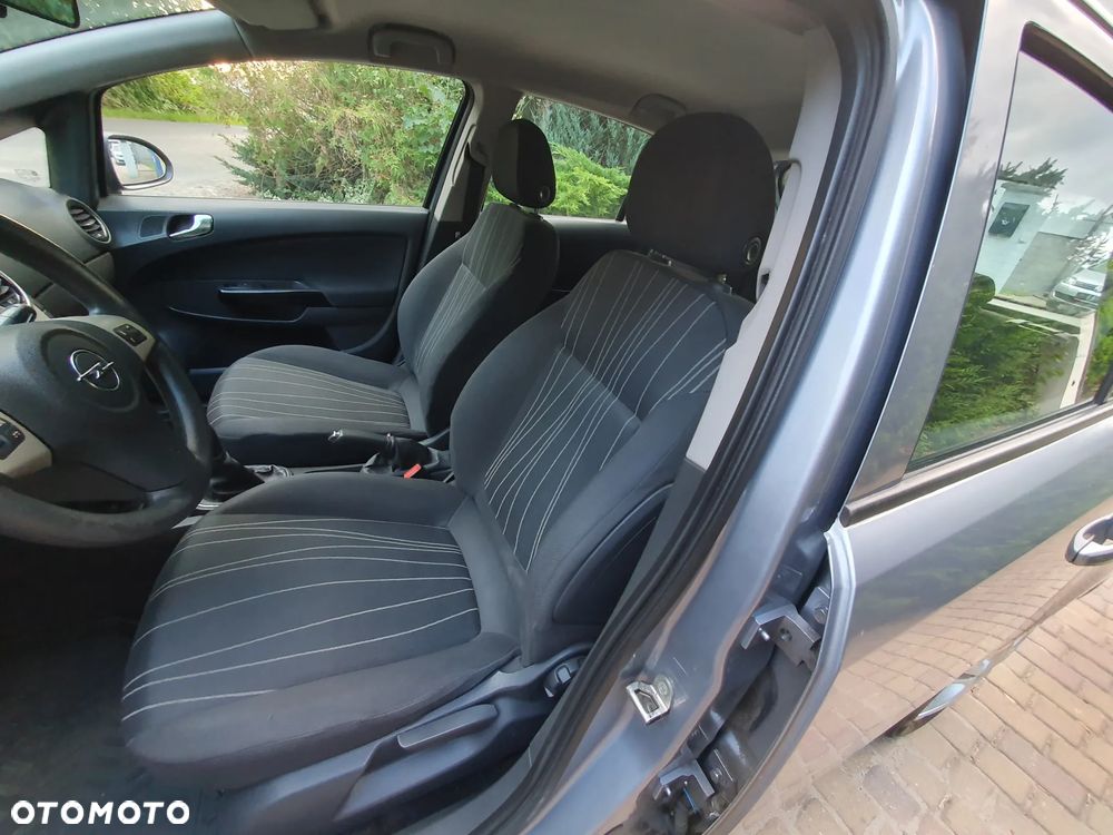 Opel Corsa 1.2 16V - 10