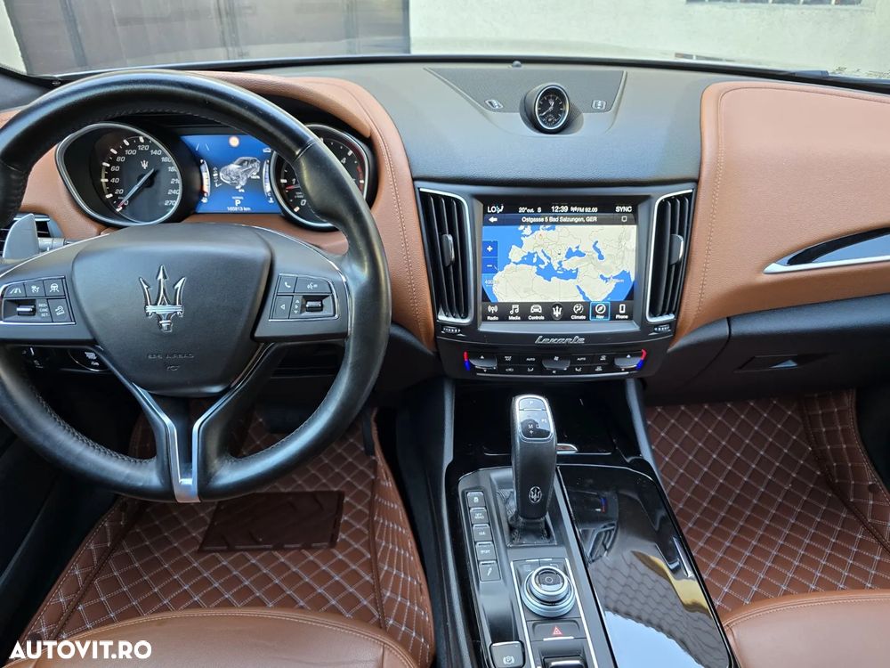 Maserati Levante Q4 GranLusso - 15