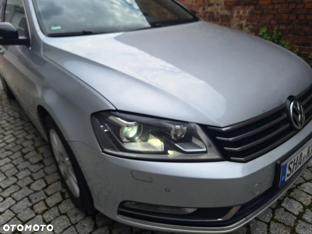 Volkswagen Passat Variant 2.0 Blue TDI DPF Comfortline - 4