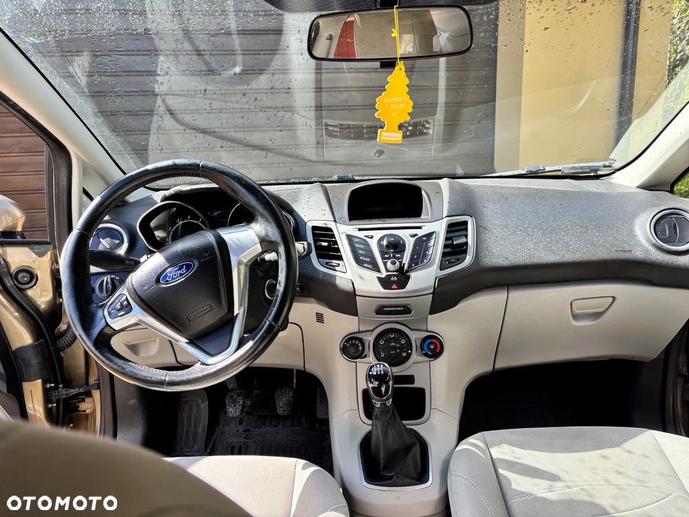 Ford Fiesta 1.25 Silver X - 10