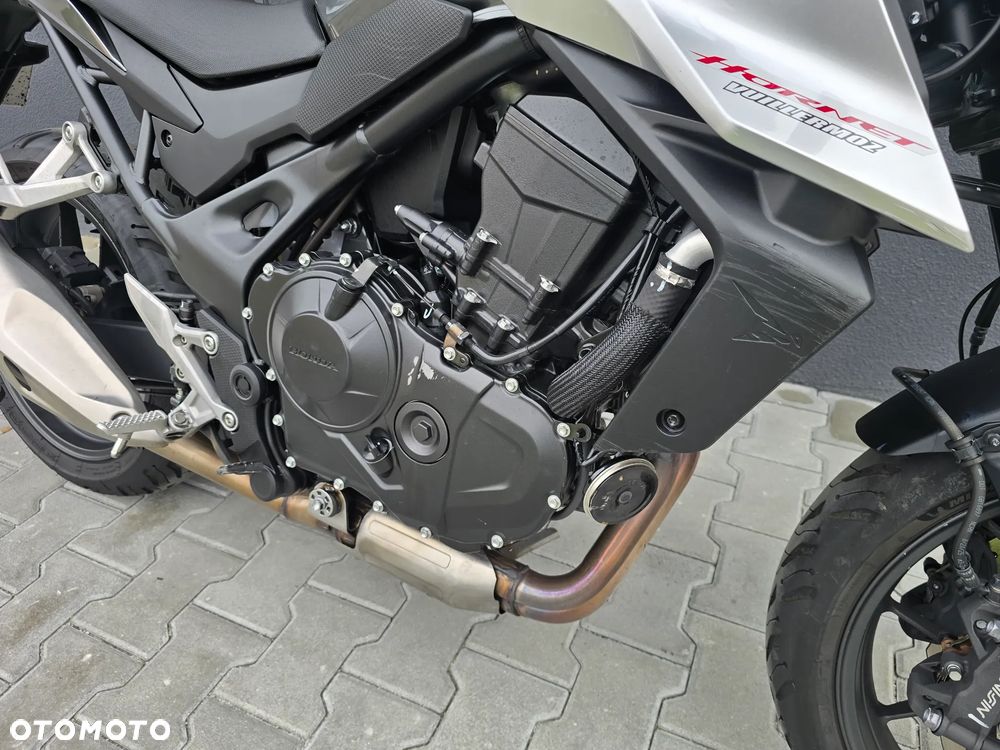 Honda Hornet - 24