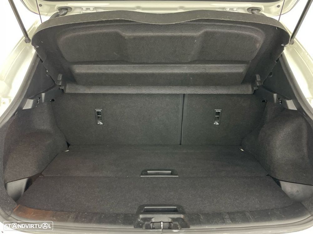 Nissan Qashqai 1.5 dCi N-Connecta - 13