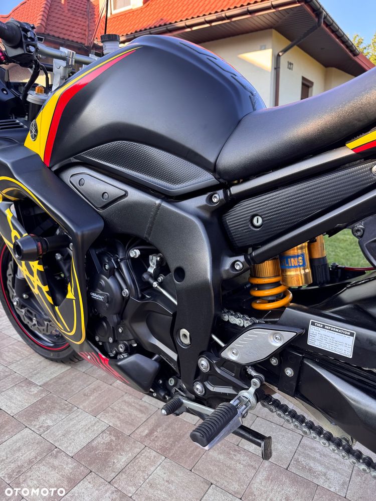 Yamaha FZ - 10