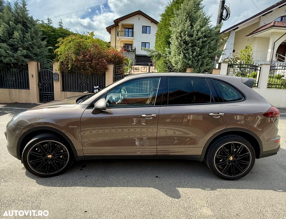 Porsche Cayenne - 5