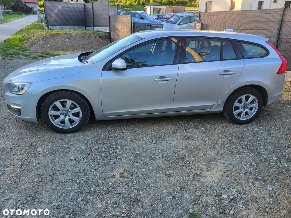 Volvo V60 D2 Edition - 3