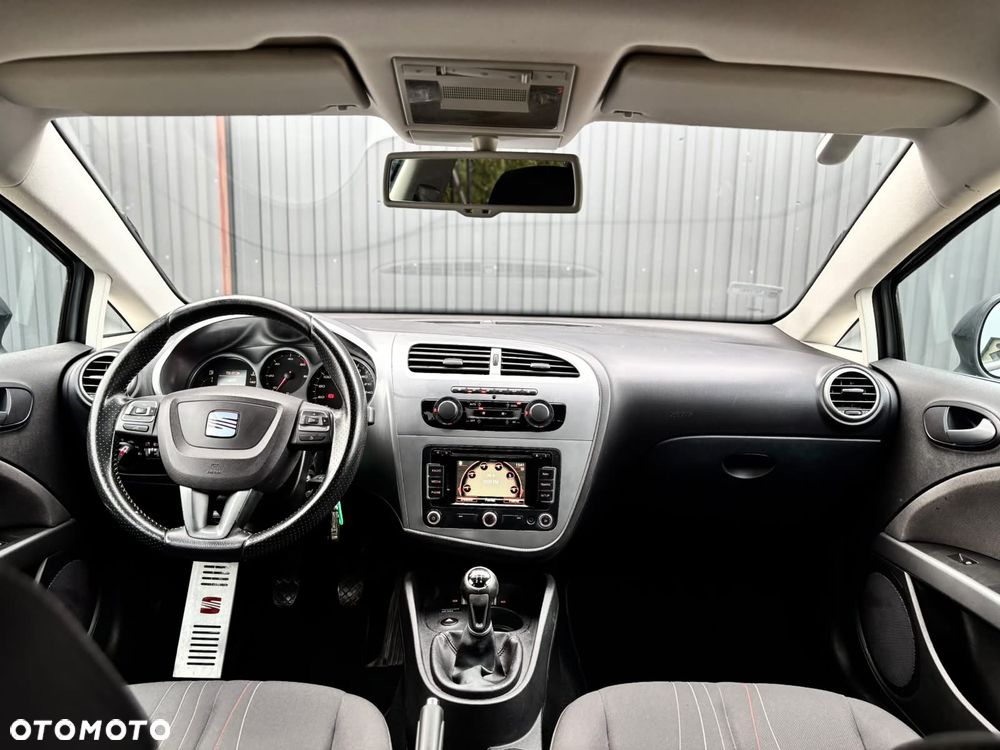 Seat Leon 1.6 TDI DPF Reference Copa - 13