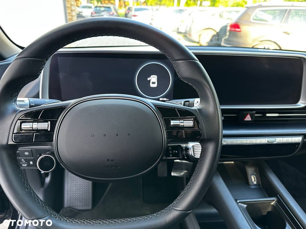 Hyundai IONIQ 6 77,4 kWh Dynamiq - 17