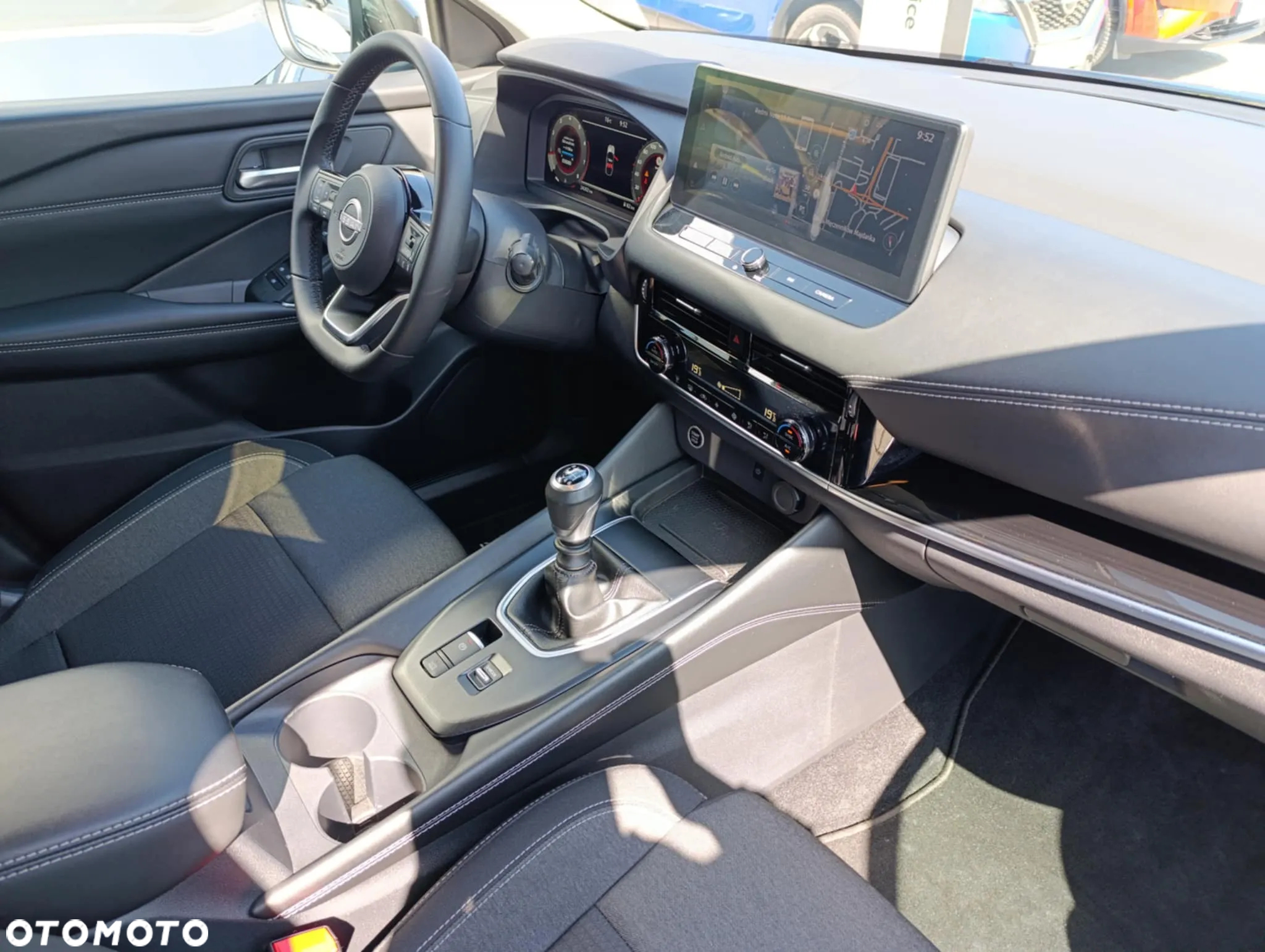 Nissan Qashqai 1.3 DIG-T mHEV N-Connecta - 12