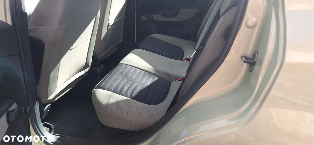 Fiat Grande Punto - 7
