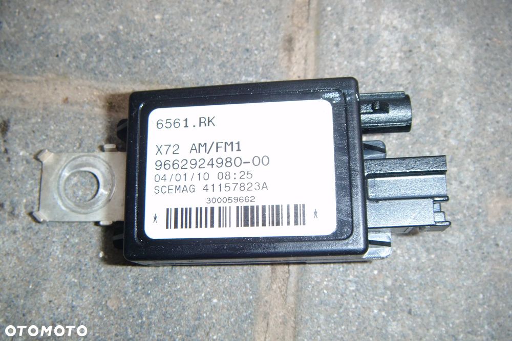 citroen c5 III 10r wzmacniacz anteny 9662924980 - 1