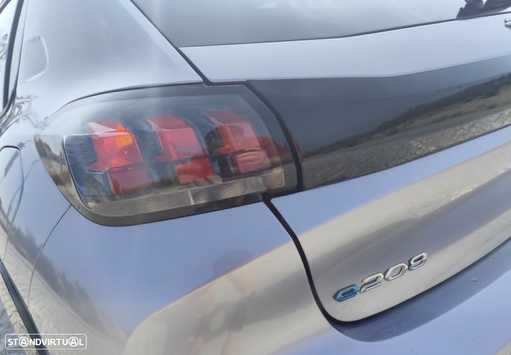 Peugeot e-208 50 kWh SE Style - 2