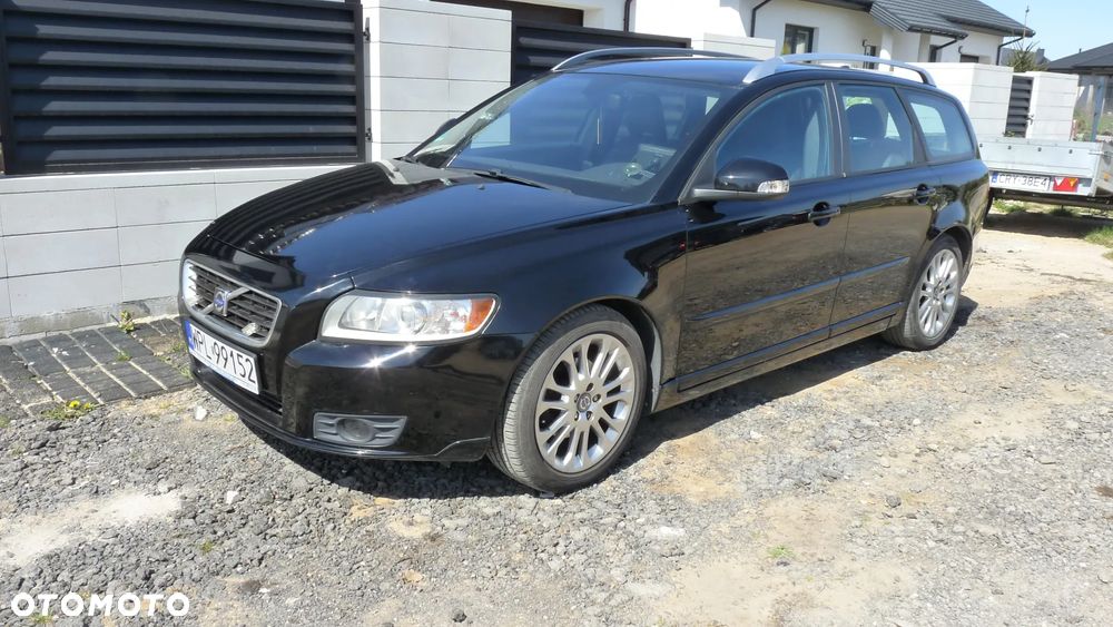 Volvo V50 DPF D2 Momentum - 1
