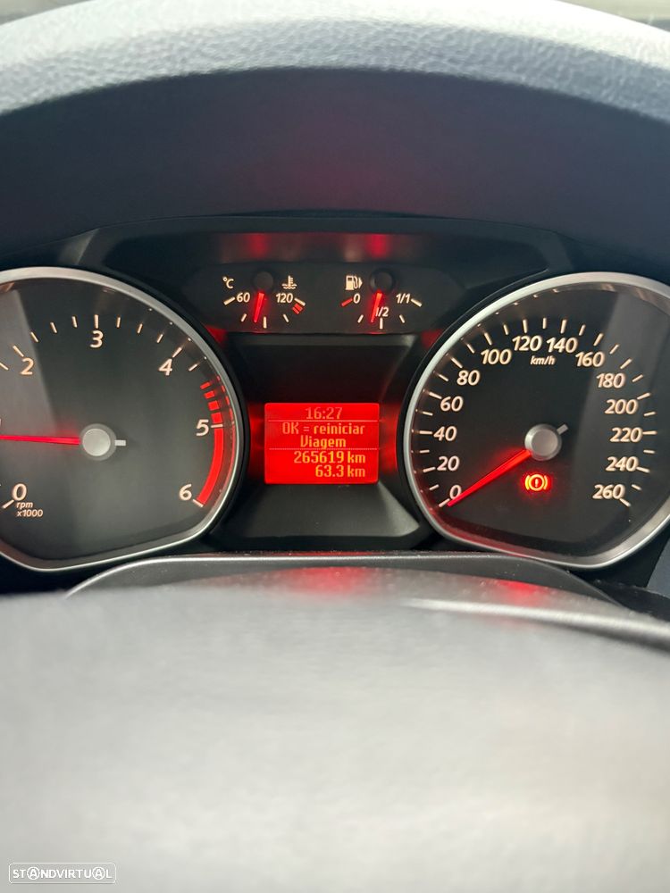 Ford S-Max - 8