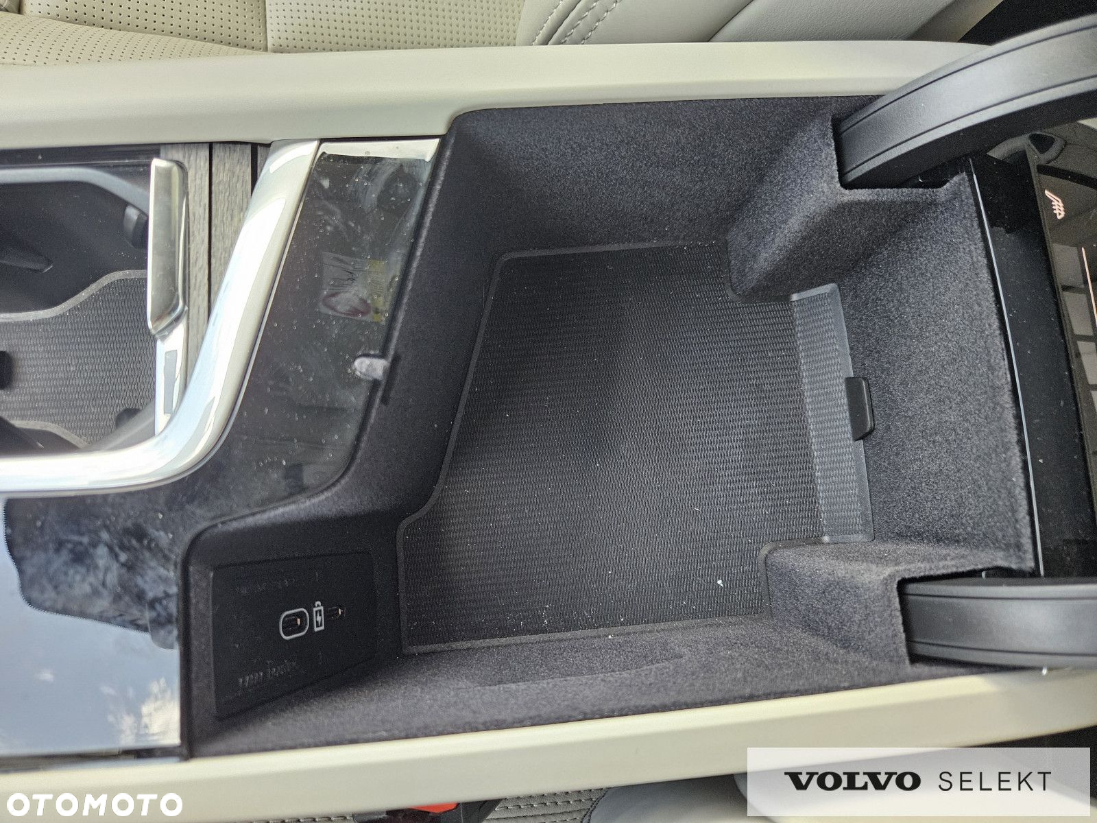 Volvo XC 90 - 21