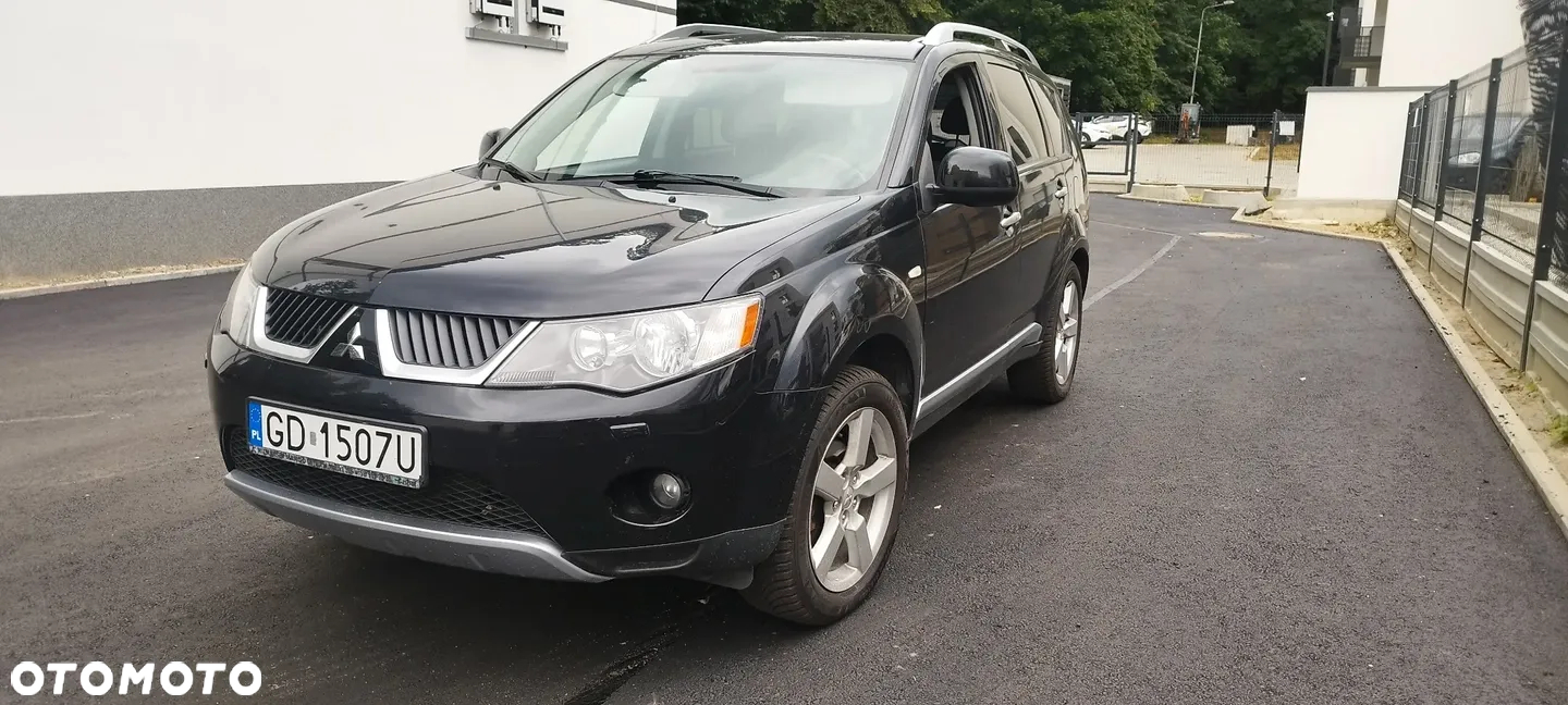 Mitsubishi Outlander 2.0 DID Intense - 3