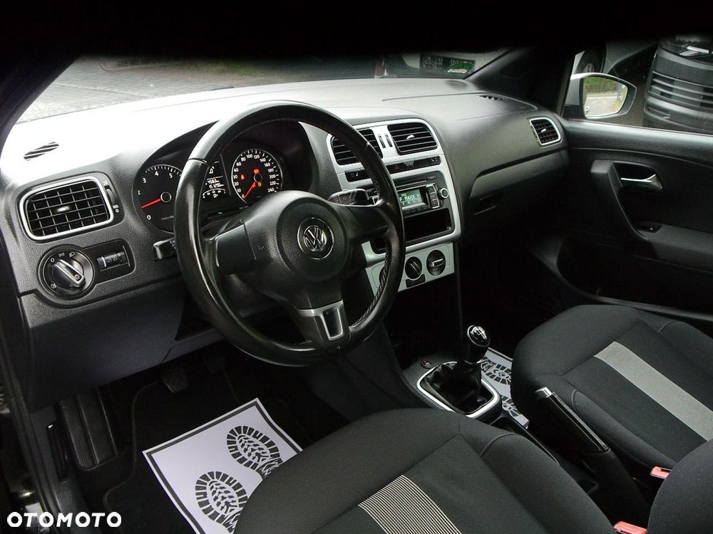 Volkswagen Polo 1.2 Comfortline - 29