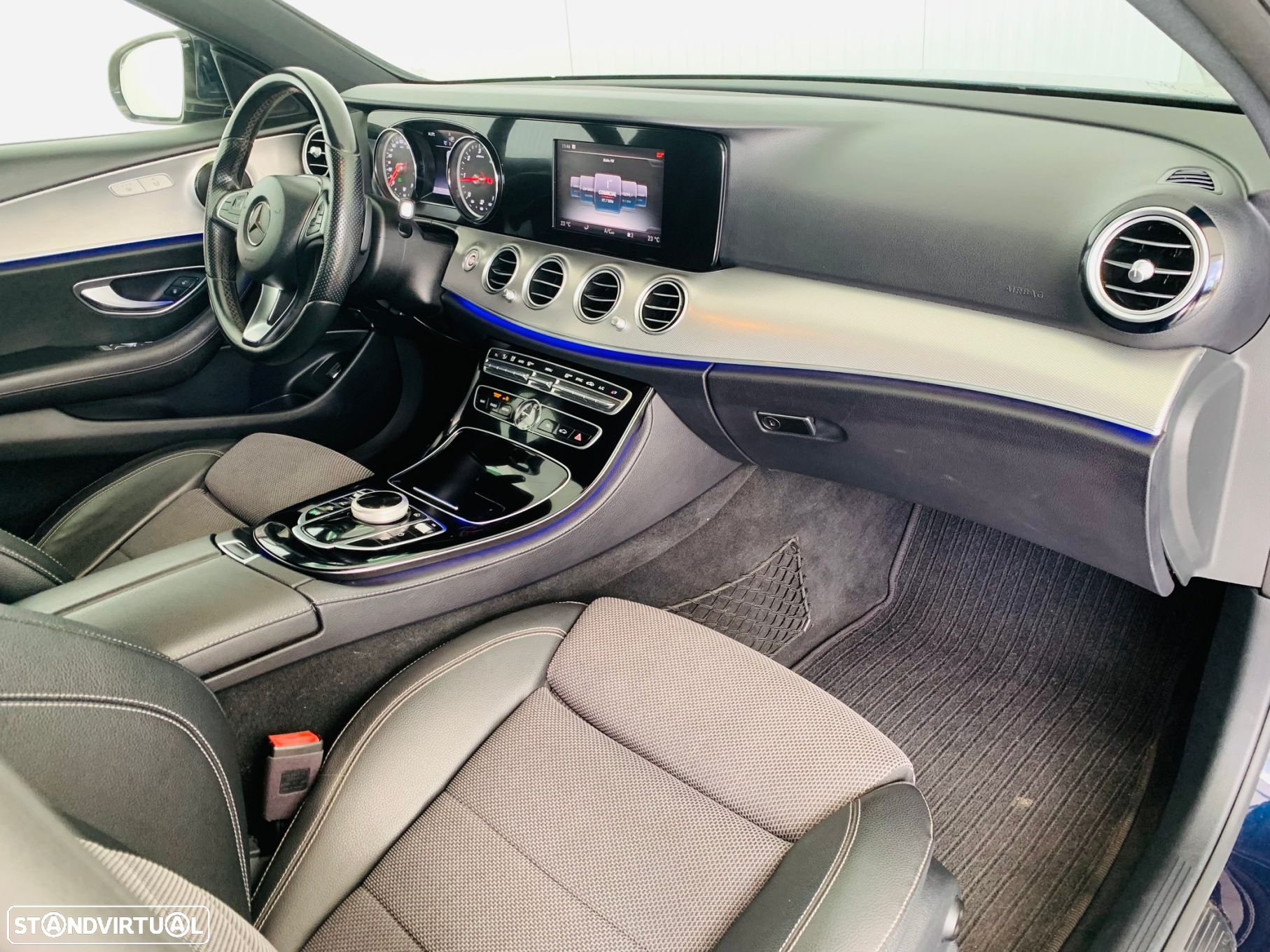 Mercedes-Benz E 220 d Avantgarde - 39