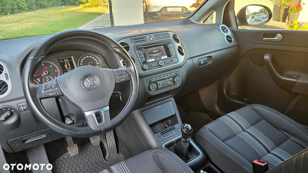 Volkswagen Golf Plus 1.6 TDI DPF MATCH - 19