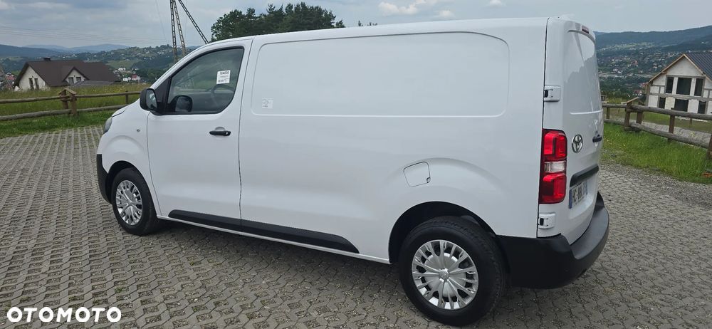 Toyota proace - 15