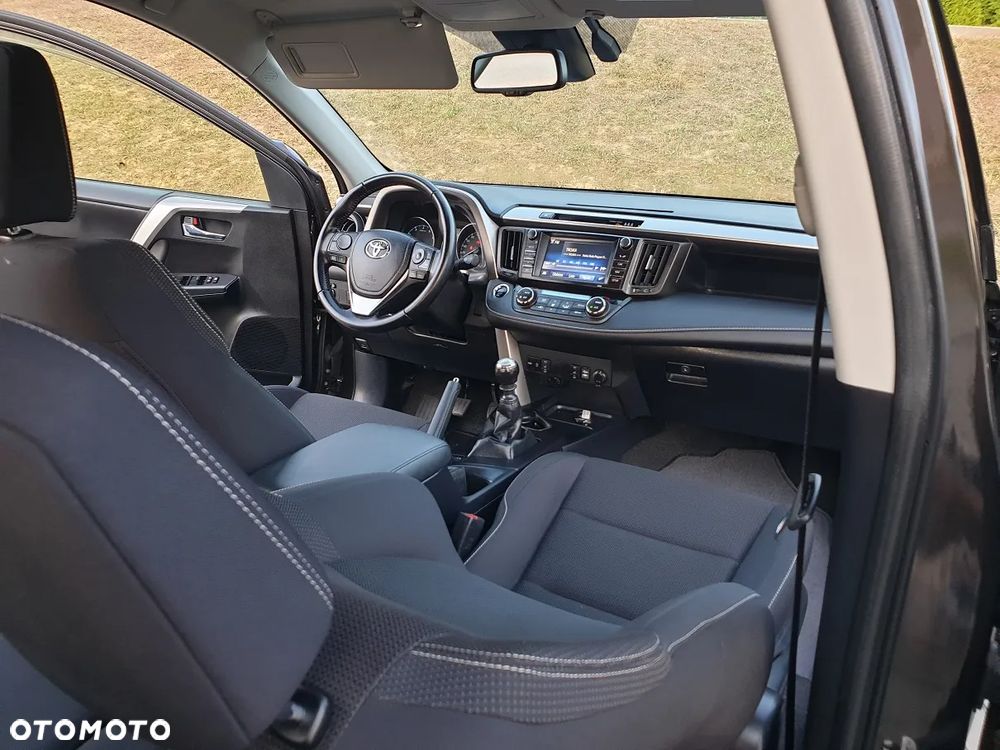 Toyota RAV4 2.0 4x4 - 22
