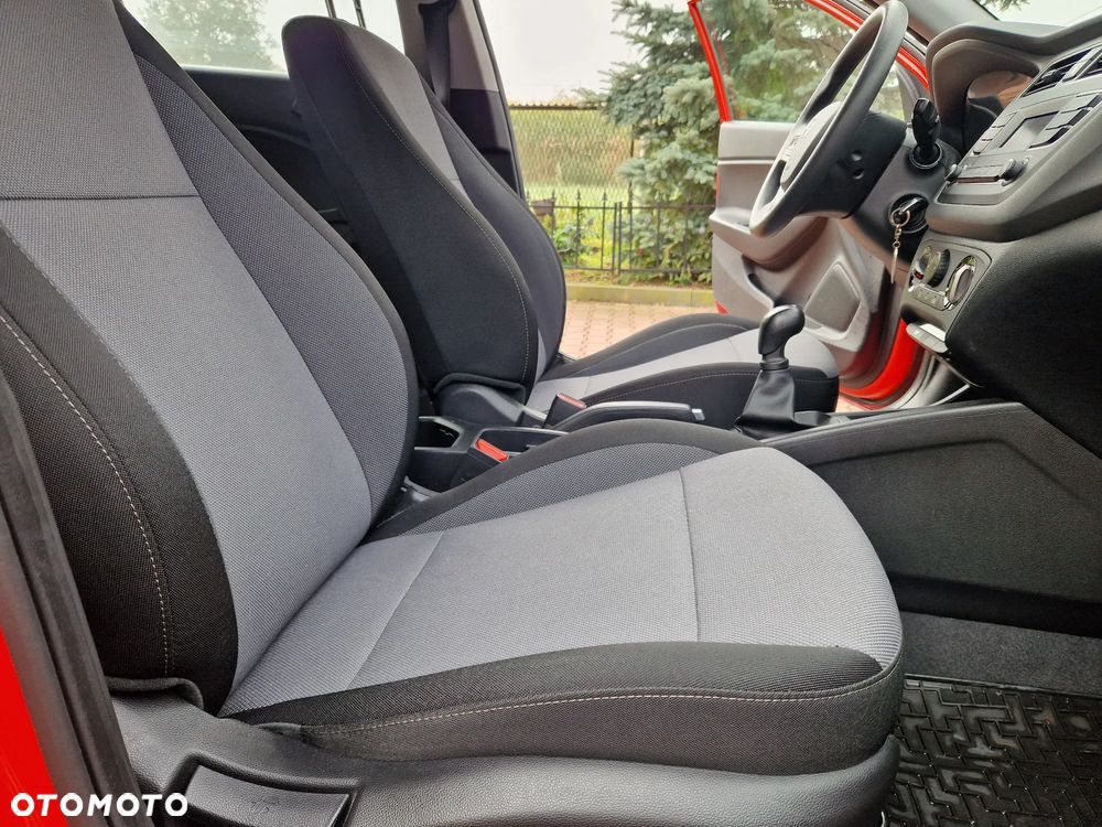 Hyundai i20 1.2 Classic Plus - 24